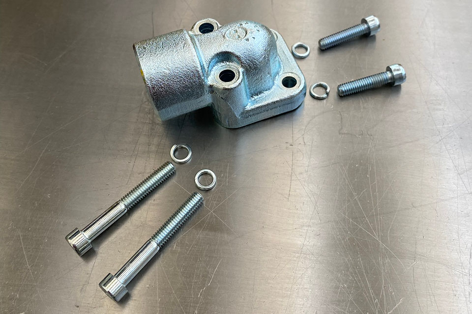 Accesorios para fijar con cuatro tornillos