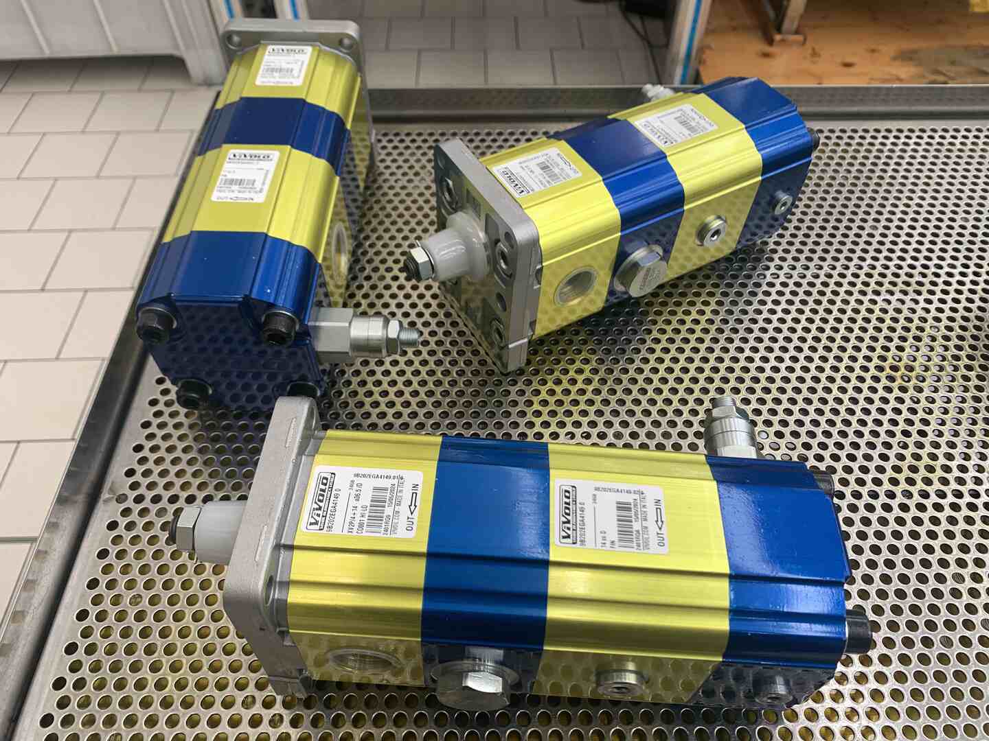 HI-LO double hydraulic pump