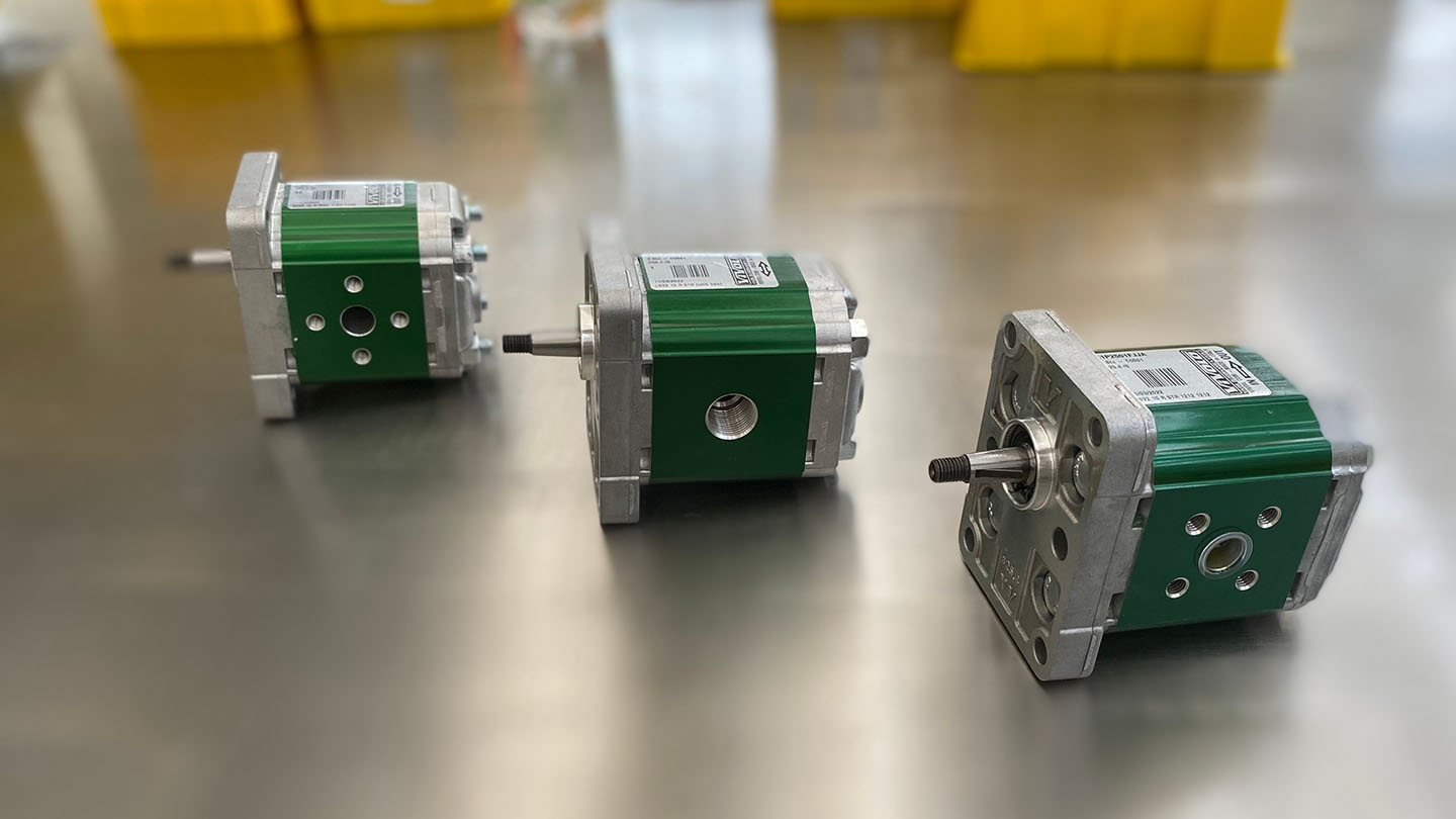 Connections for Hydraulic Pumps